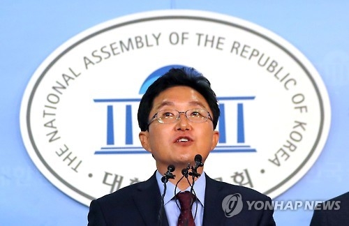 바른정당 김용태 "침체빠진 당 띄우는 게 급선무" - 1