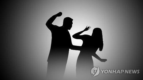 이혼소송 아내 이틀간 가방 넣은채 車에 싣고 다녀 - 1