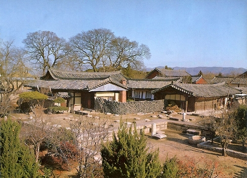 '경주 최부자댁'으로 바뀐 경주 교동 최씨 고택