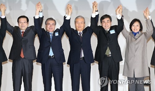 文, 거침없는 '영토 확장'…누구까지 손잡을까 - 2