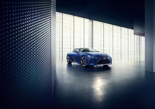 LC500h