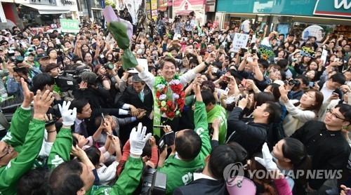 안철수 "TV토론 보셨나? 말싸움 못해도 행동으로 보이겠다"(종합) - 1