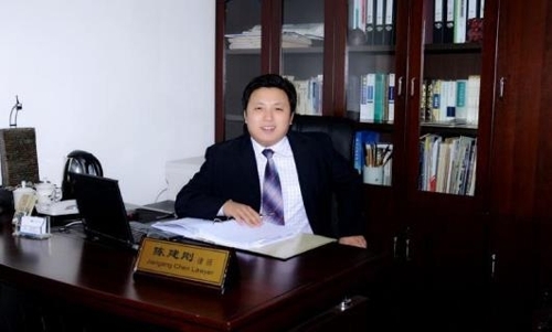 중국 인권변호사 천젠광