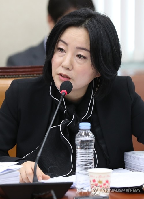 민주 "이낙연, 박근혜 정부 총리보다 성실히 자료제출" - 2
