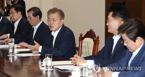 文대통령 "러시아 관계 구축, 남북관계 강력한 수단될 것"(종합) - 1