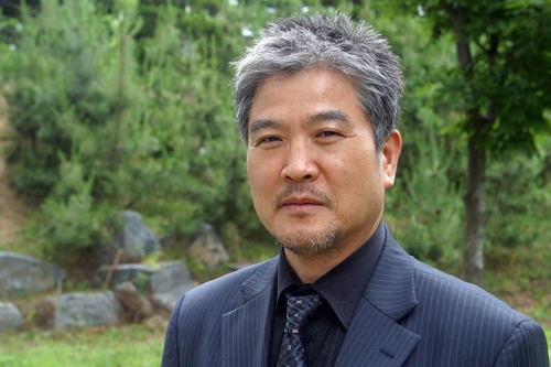 울산대 김신배 실장 '아포리아' 시집 발간