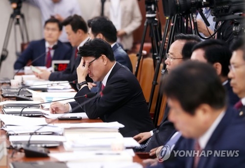 청문정국 거센 파고…강경화 '빨간불', 김이수 '안갯속' - 2