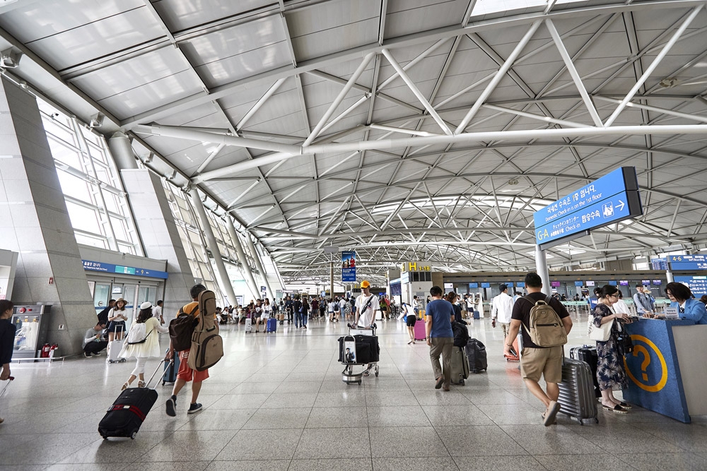 인천공항 출국장 풍경