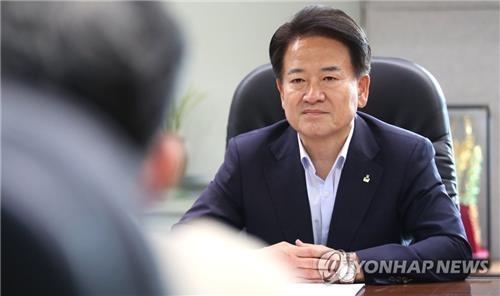 STX조선해양 찾은 정동영