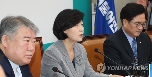 與 "한국당, 민생·안보 외면"…연일 국회복귀 압박 - 2
