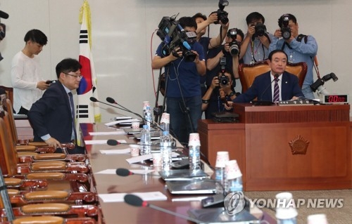 산업위, 박성진 부적격 청문보고서 채택…與 사실상 '묵인'(종합) - 2