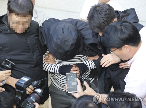 청주 여성 살해 피의자 "성폭행 피해로 위장하려 옷 벗겨" - 1