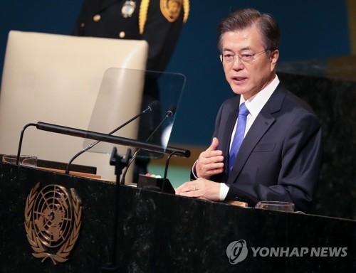 문 대통령 '평창, 평화의 빛을 밝히는 또 하나의 촛불 되길 염원'