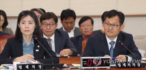 법사위 국감…박前대통령 '세월호 7시간30분' 행적 논란(종합2보) - 4