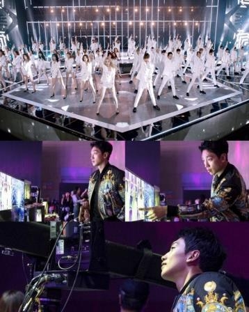 '더 유닛' 참가자들(위)과 MC 비