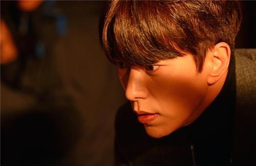 배우 윤현민