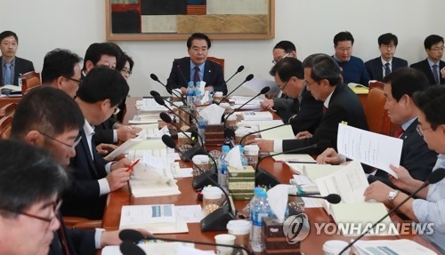 "일단 올리고 보자"…상임위 예산 증액요구 10조원 육박 - 1
