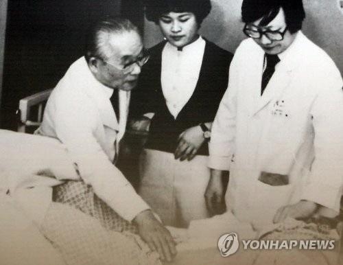 회진 중인 장기려