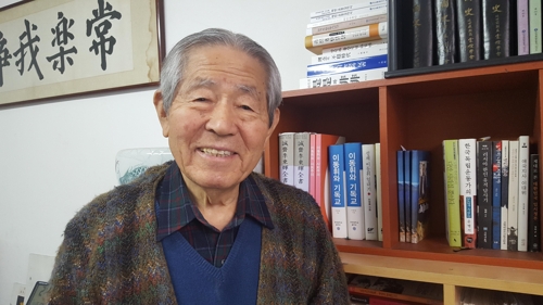 류준형 성재이동휘선생기념사업회 회장이 30일 서울 동작구 대방동 기념사업회 사무실에서 연합뉴스 인터뷰에 응하고 있다.