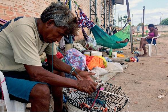 브라질 국경을 넘은 베네수엘라인들이 노숙생활을 하고 있다. [국제인권단체 휴먼라이츠워치]