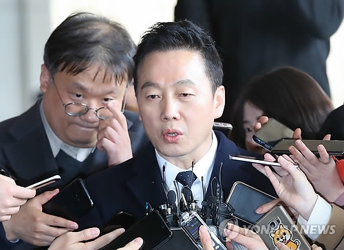'악재 털기' 나선 민주, 박수현 정리…정봉주 복당도 보류 기류1