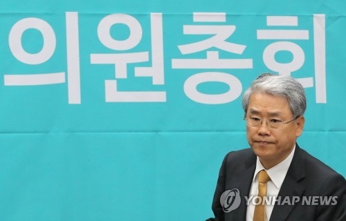 김동철 "민주당, 개헌만 주장하며 국정책임 방기"0