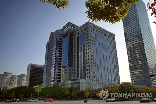 한화생명, '즉시연금' 금감원 분쟁조정 "수용 안해"…파장 예고(종합2보) - 1