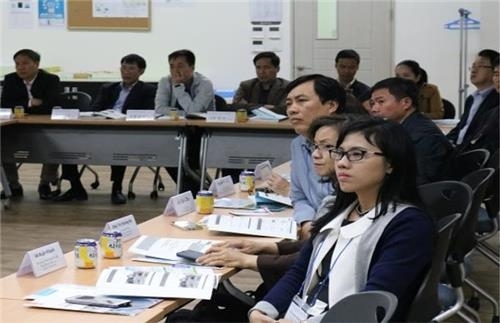 서울시 상수도 정책연수를 받는 해외 공무원들