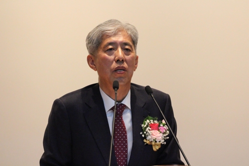 퇴임사하는 최인석 울산지방법원장