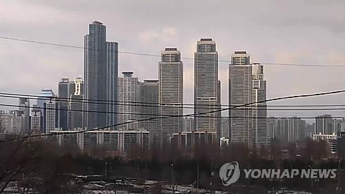 소득분배 집계후 최악…하위20% 소득 18%↓ 상위20%는 10%↑ - 6