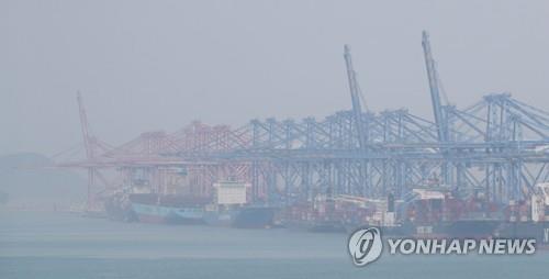 KDI 석달째 '경기부진' 진단…"소비둔화, 수출·투자부진" - 1