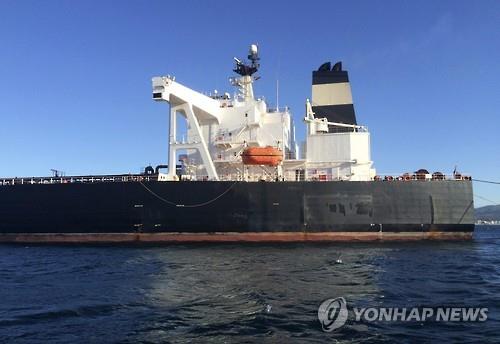 걸프 해역의 유조선