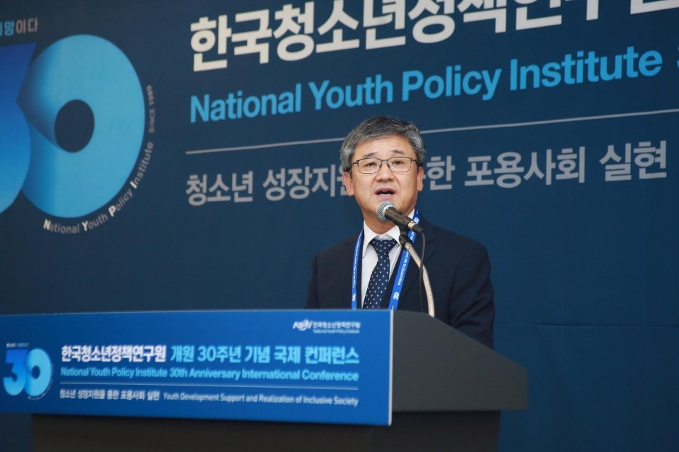 송병국 한국청소년정책연구원 원장
