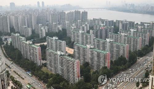 '상한제' 숨죽인 강남 재건축 "3천 낮춰도 안팔려"…거래 올스톱