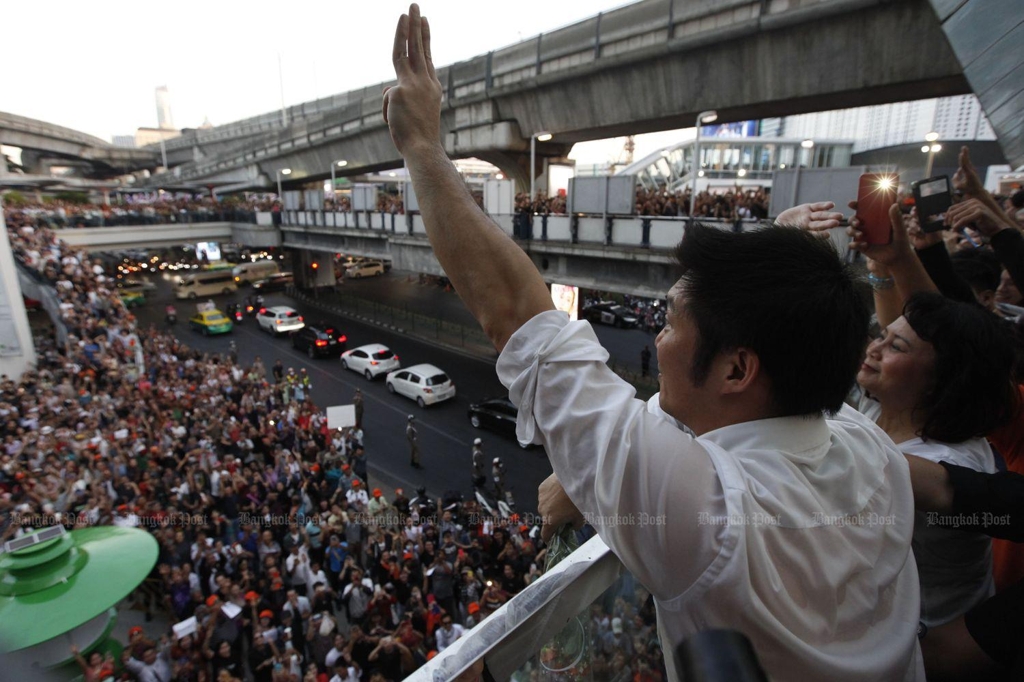방콕서 5년 반만의 최대 반정부 집회
