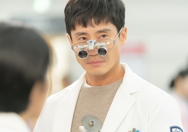 '영혼수선공' 속 신하균