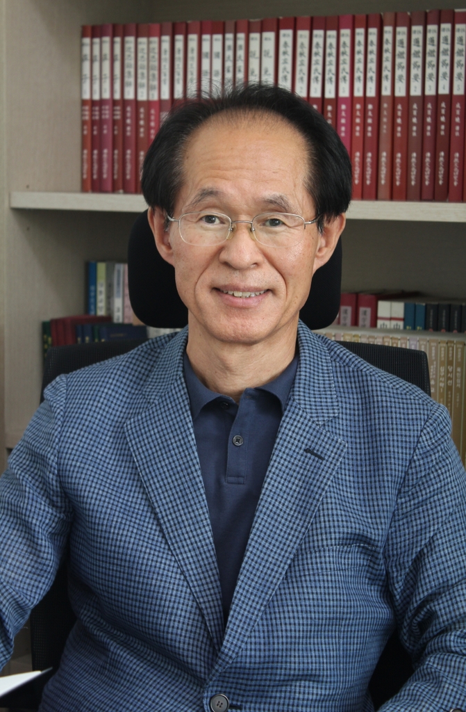 박홍식 전통문화연구회 제9대 회장