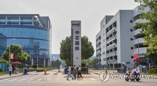 중국 최대 반도체 업체 SMIC의 상하이 공장