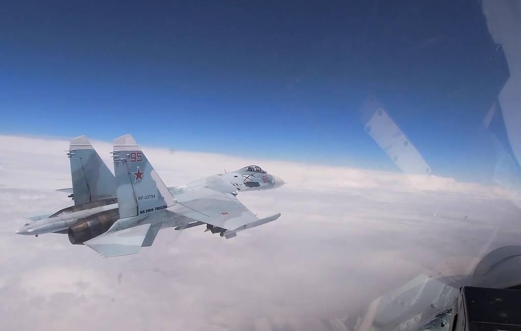 러시아 Su-27 전투기