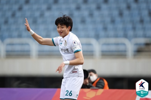 데뷔전에서 데뷔골을 넣은 대전하나시티즌의 신상은.