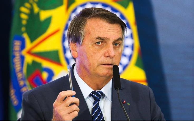 브라질 대통령, 코로나 50만명 사망에 침묵