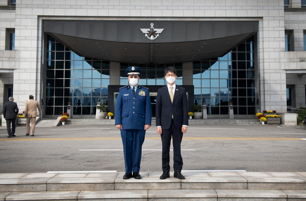 국방차관, 방한 사우디 총참모장과 '국방협력위원회' 개최