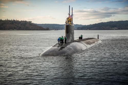 미 핵추진잠수함 코네티컷호 
