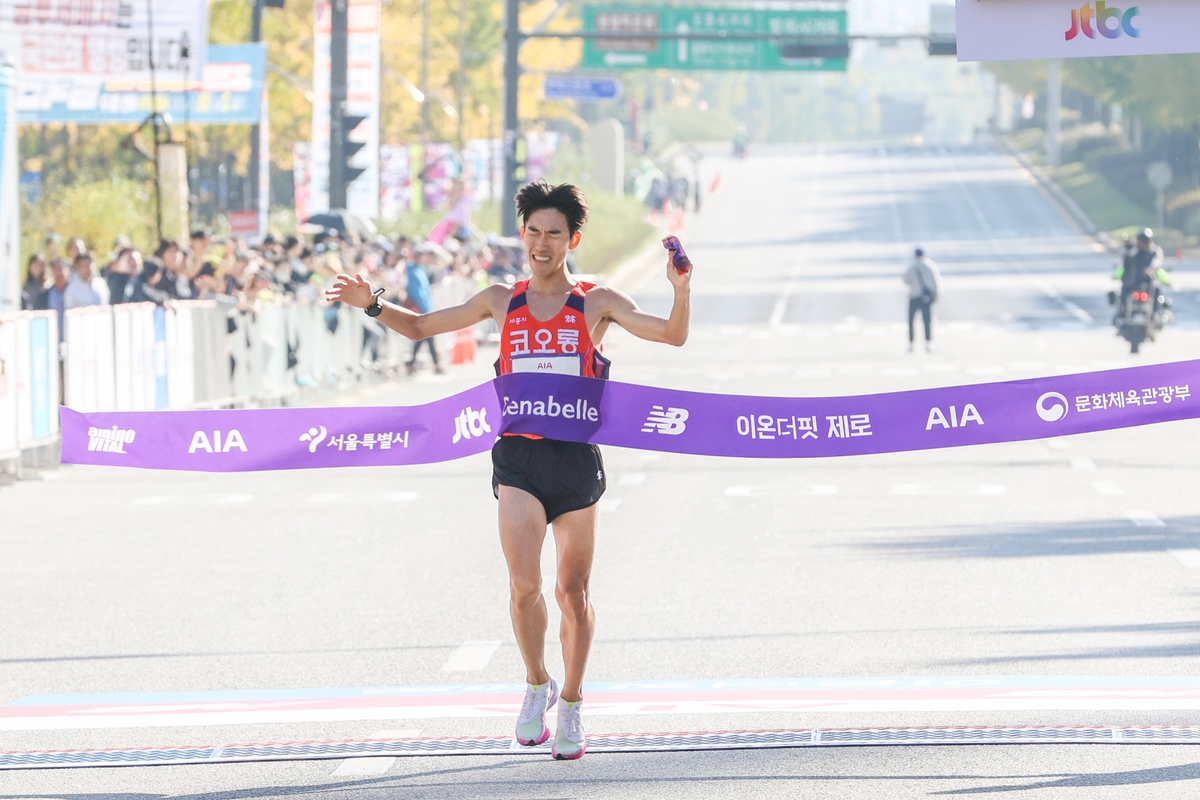 박민호, 2024 JTBC서울마라톤 국내 남자부 우승