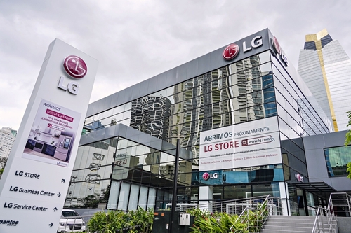 LG Electronics abre su primera tienda prémium de América Latina en Panamá