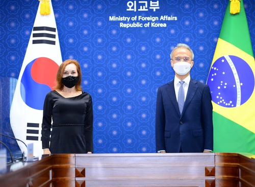 Los diplomáticos de Corea del Sur y Brasil acuerdan cooperar para firmar el pacto comercial de Mercosur
