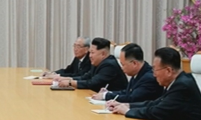 북한 김정은 "북중 전통, 기록 아닌 실천으로 계승해야"