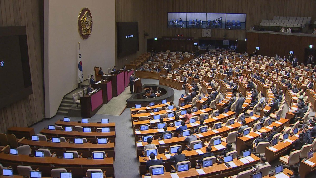 이달 말 공수처법 상정?…여야 복잡한 셈법