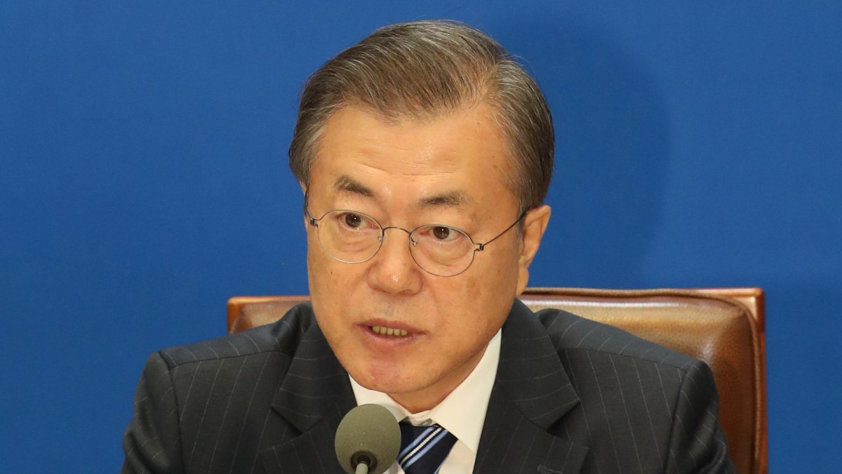 문 대통령 19일 '국민과 대화'…생방송 자유토론