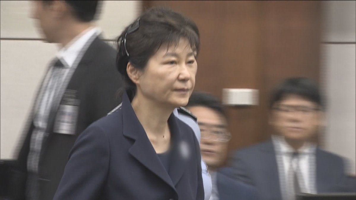 박근혜 오늘 파기환송심 선고…검찰 35년 구형